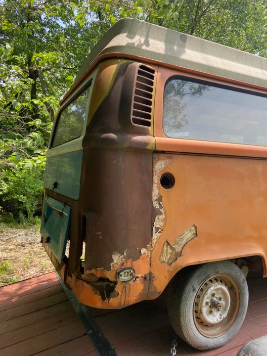 1975 Volkswagen Bay-Window Bus - Image 22 of 31