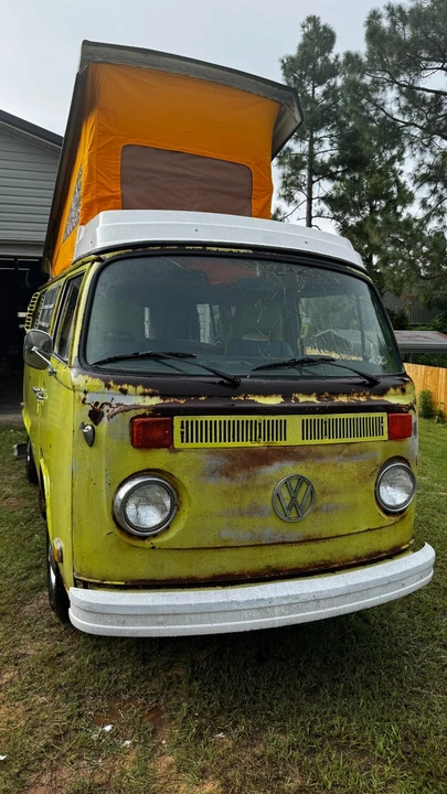 1975 Volkswagen Bay-Window Bus - Image 12 of 20