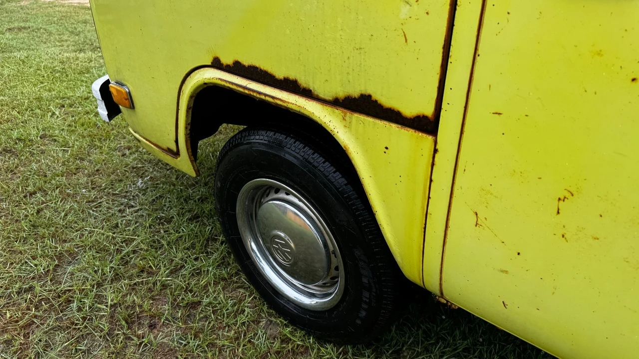 1975 Volkswagen Bay-Window Bus - Image 20 of 20