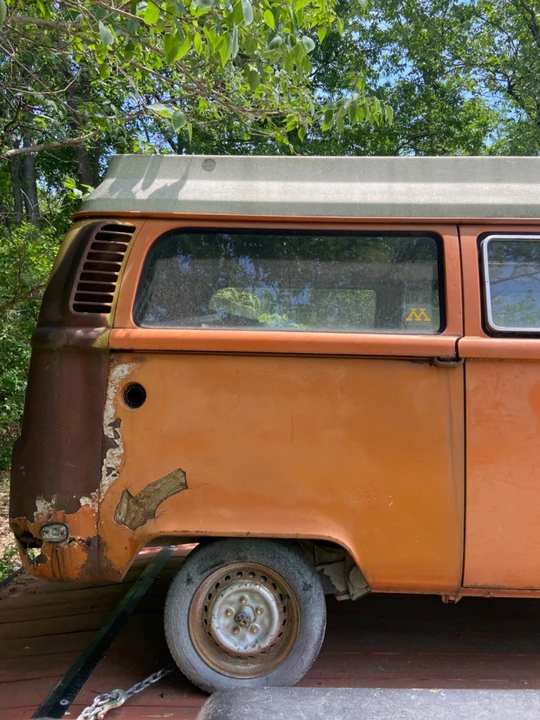 1975 Volkswagen Bay-Window Bus - Image 21 of 31