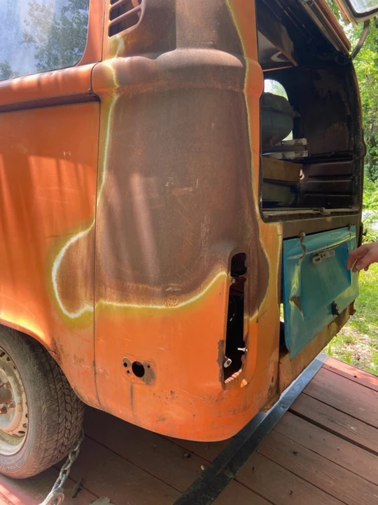 1975 Volkswagen Bay-Window Bus - Image 23 of 31