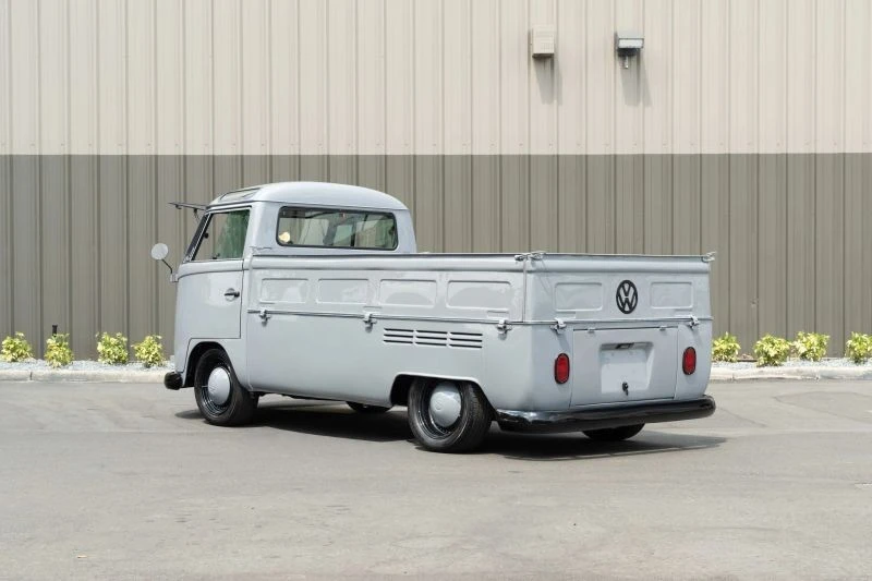 1975 Volkswagen Bay-Window Bus - Image 6 of 19