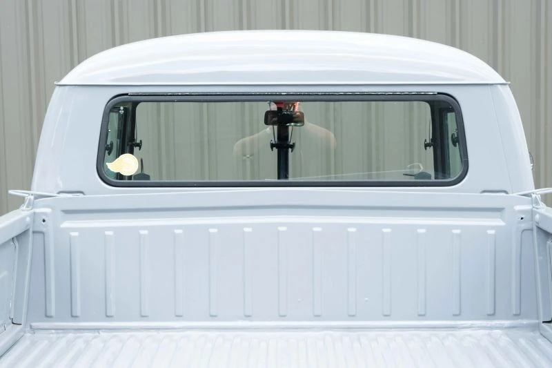 1975 Volkswagen Bay-Window Bus - Image 18 of 19
