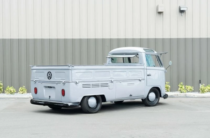 1975 Volkswagen Bay-Window Bus - Image 8 of 19