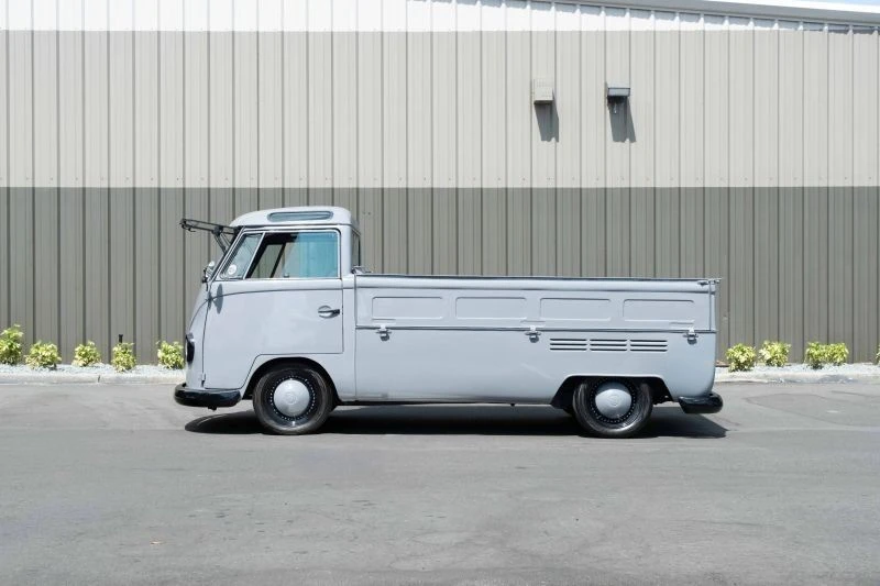 1975 Volkswagen Bay-Window Bus - Image 4 of 19