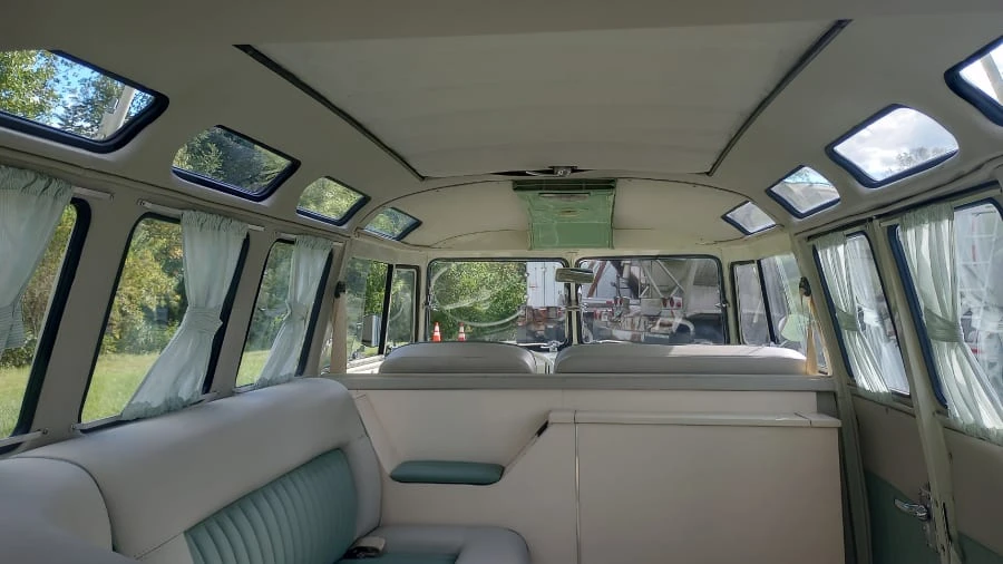 1975 Volkswagen Bay-Window Bus - Image 5 of 26