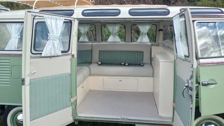 1975 Volkswagen Bay-Window Bus - Image 7 of 26