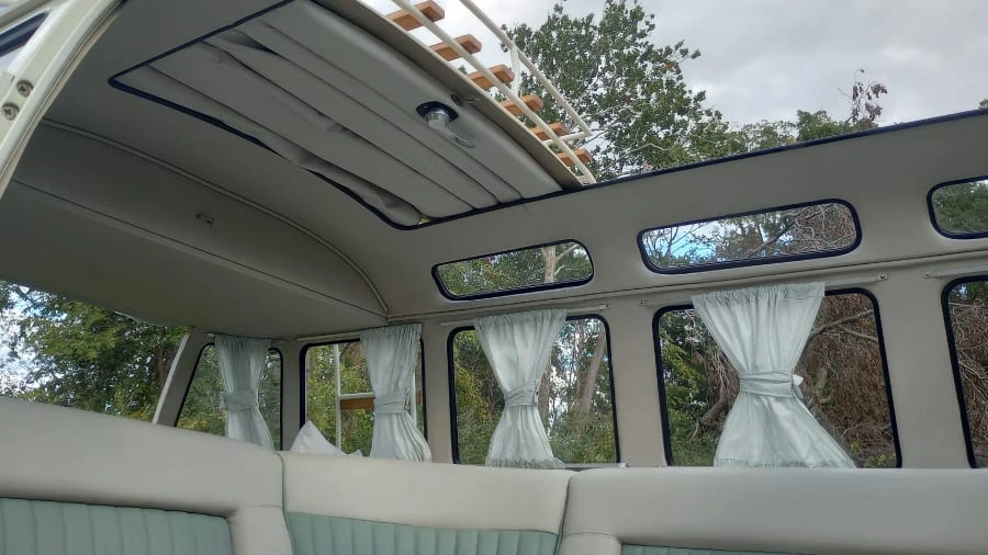 1975 Volkswagen Bay-Window Bus - Image 12 of 26