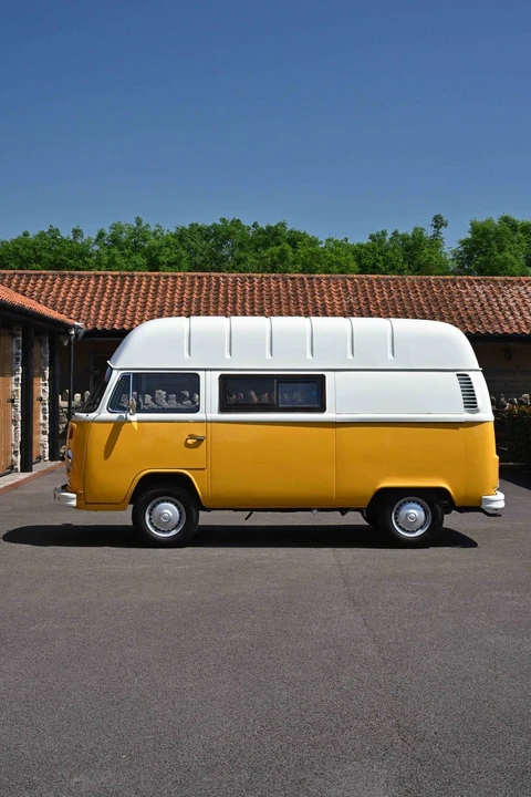 1975 Volkswagen Bay-Window Camper - Image 10 of 31