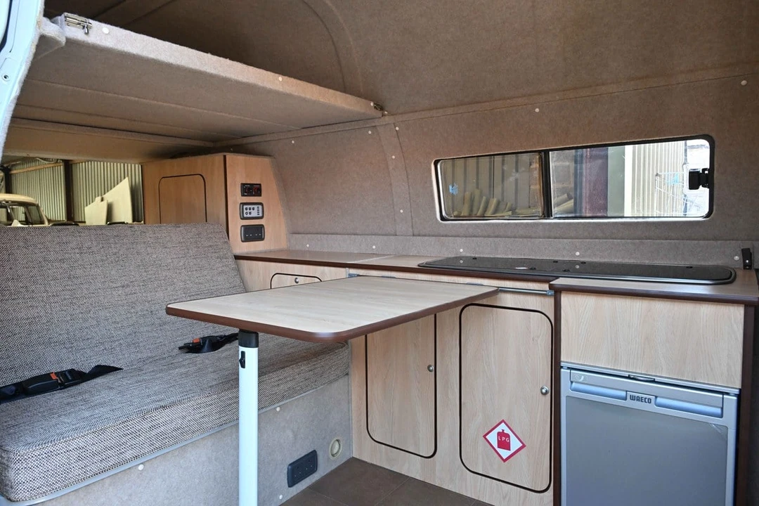 1975 Volkswagen Bay-Window Camper - Image 24 of 31