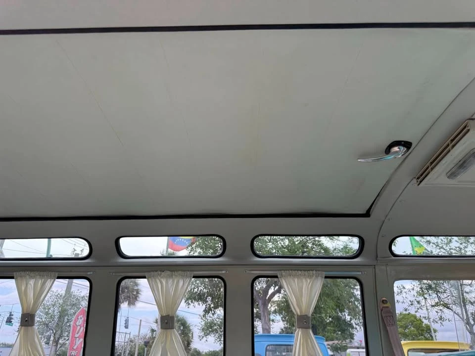 1975 Volkswagen Split-Window Bus - Image 16 of 20