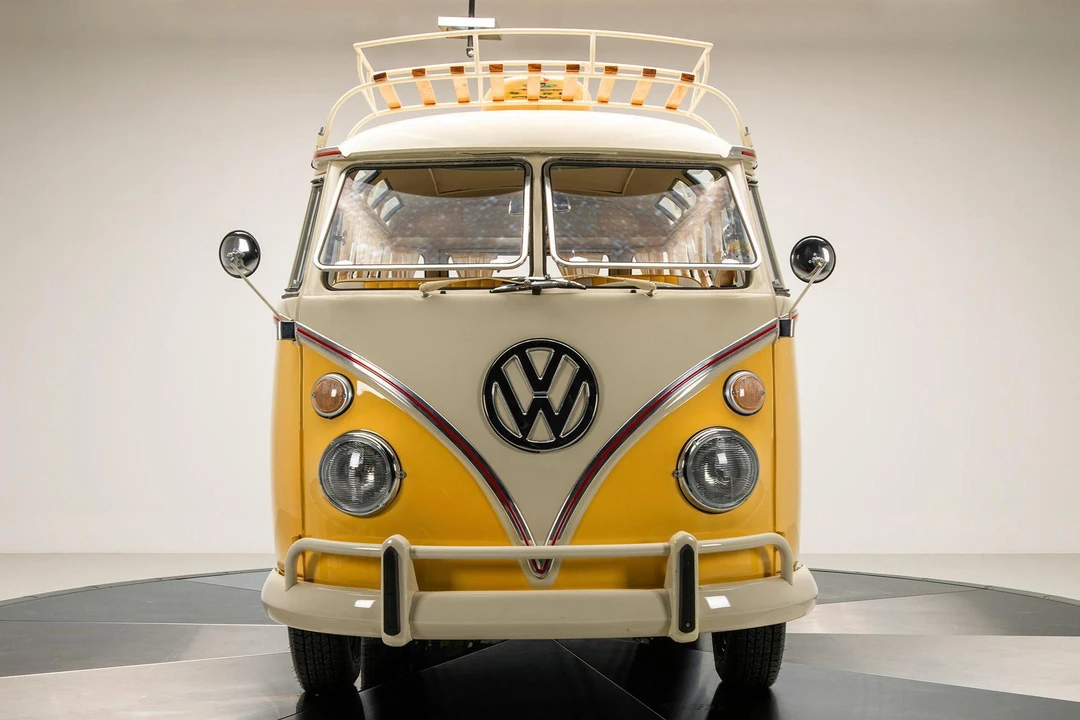 1975 Volkswagen Bay-Window Bus - Image 2 of 31
