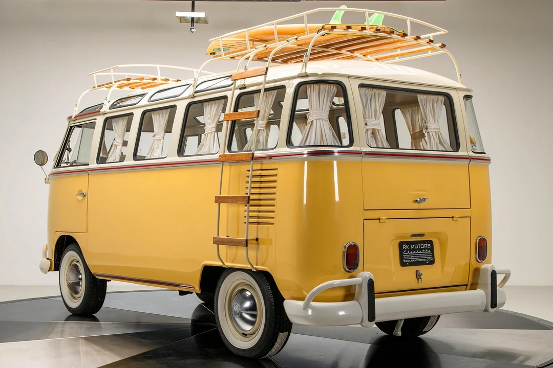 1975 Volkswagen Bay-Window Bus - Image 4 of 31