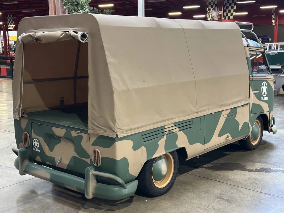 1975 Volkswagen Bay-Window Bus - Image 6 of 21