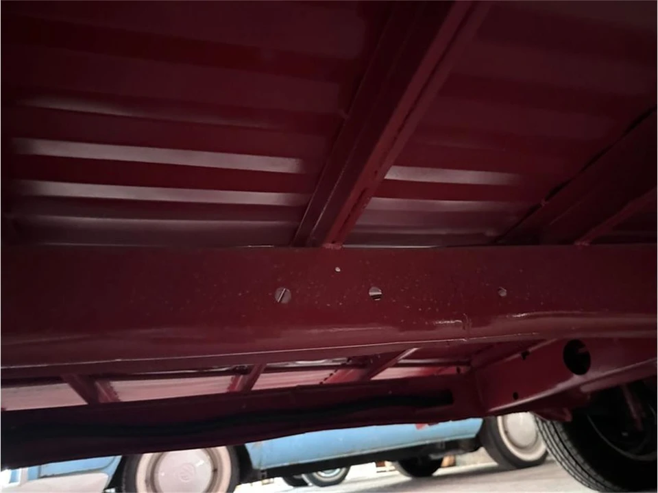 1975 Volkswagen Split-Window Bus - Image 19 of 25