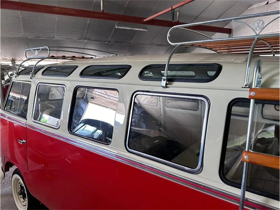 1975 Volkswagen Split-Window Bus - Image 9 of 25