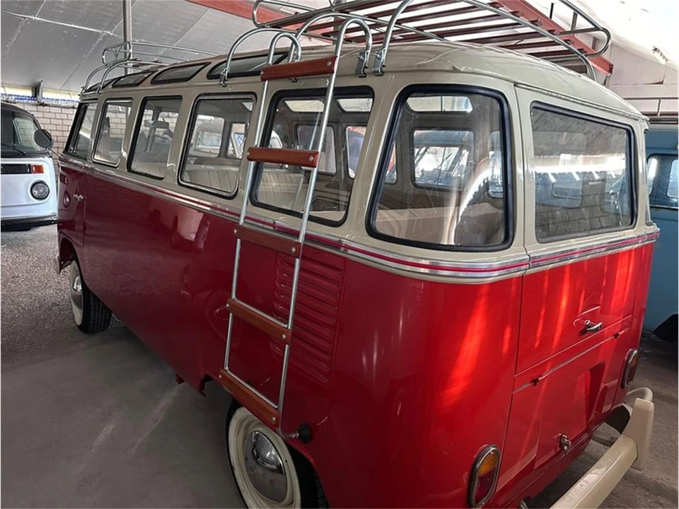 1975 Volkswagen Split-Window Bus - Image 7 of 25