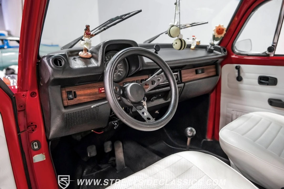 1975 Volkswagen Super Beetle - Image 4 of 12