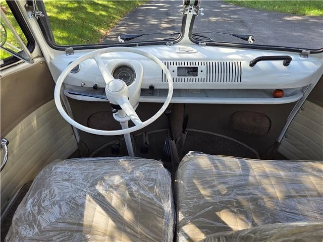 1975 Volkswagen Bay-Window Camper - Image 2 of 21