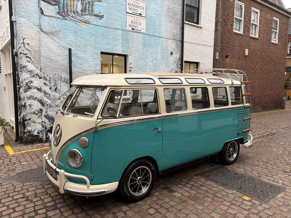 1975 Volkswagen Split-Window Bus - Image 7 of 30