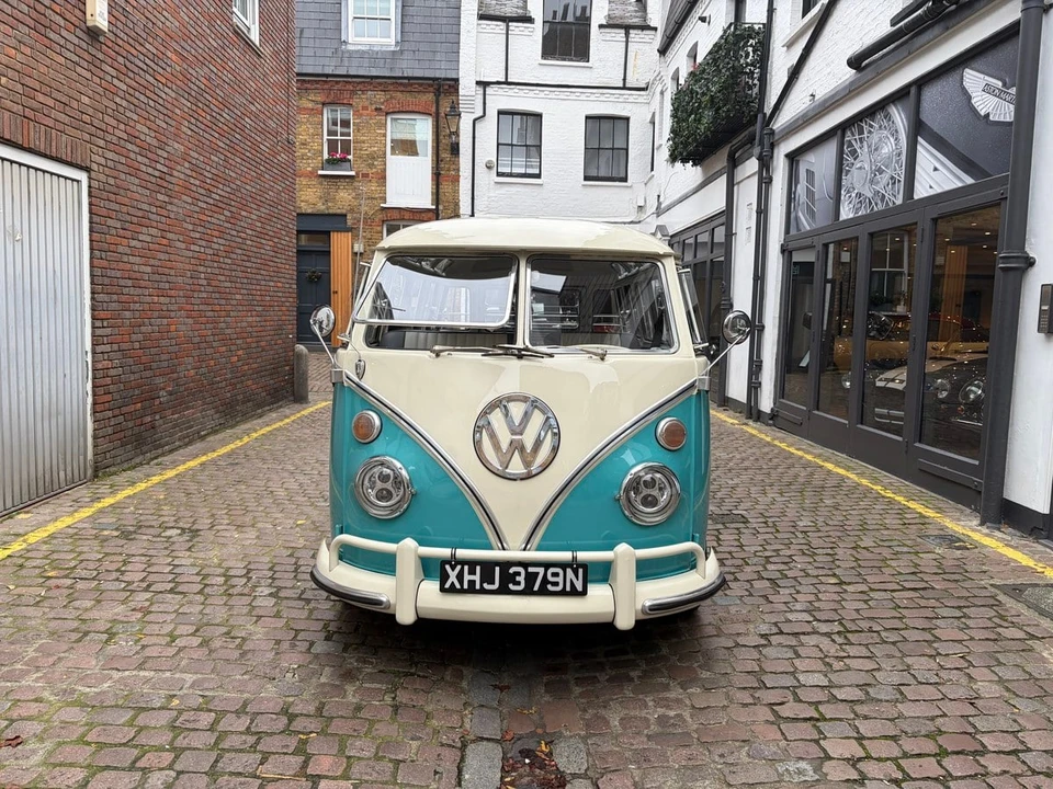 1975 Volkswagen Split-Window Bus - Image 3 of 30