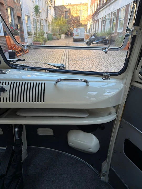1975 Volkswagen Split-Window Bus - Image 12 of 30