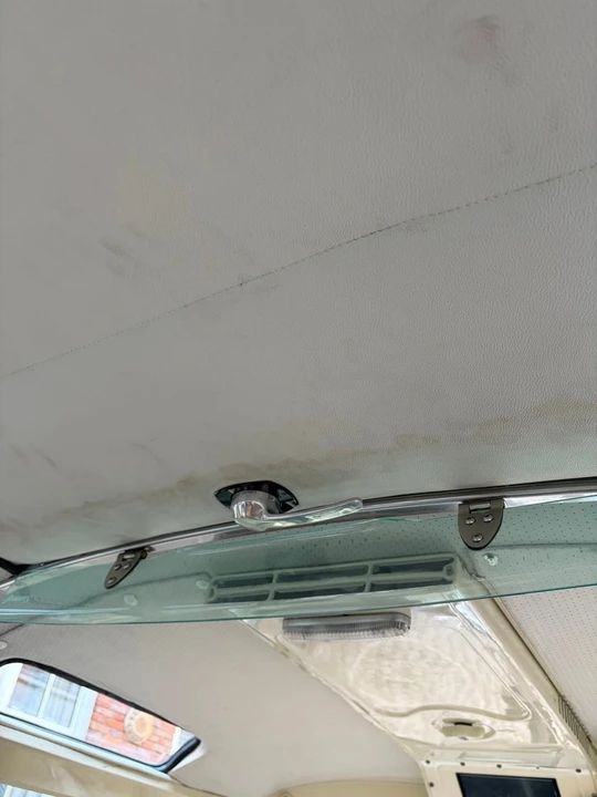 1975 Volkswagen Split-Window Bus - Image 13 of 30