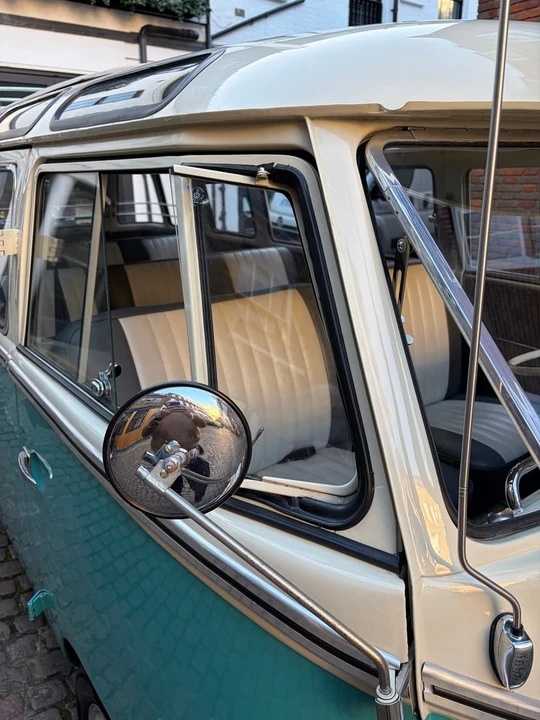 1975 Volkswagen Split-Window Bus - Image 26 of 30
