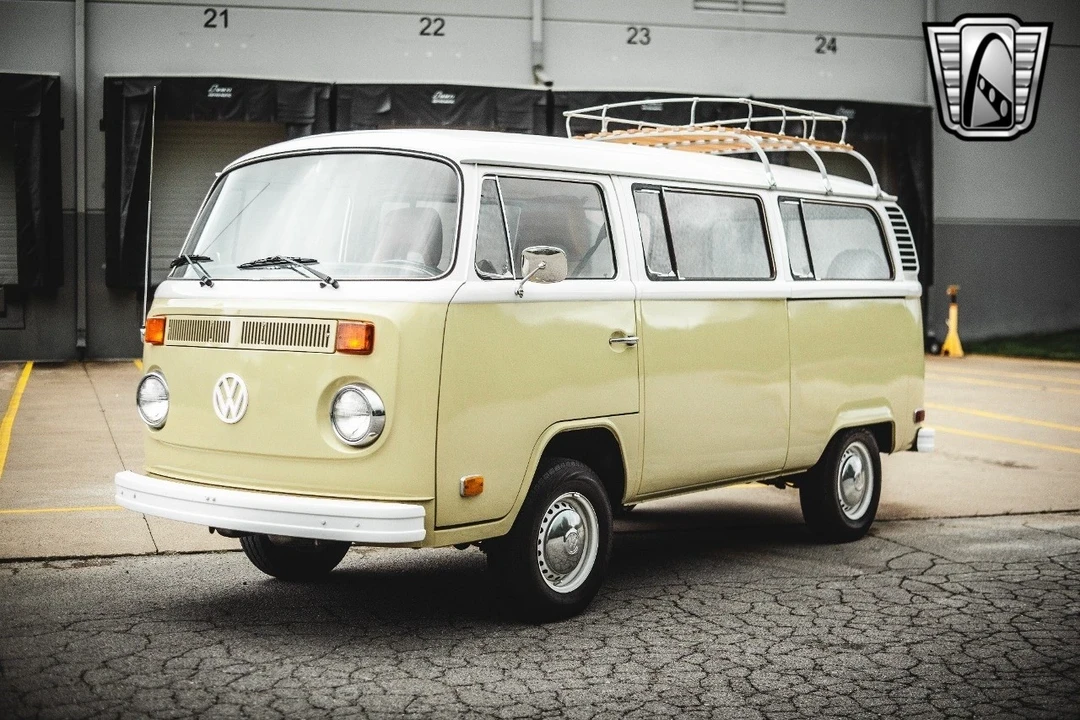 1975 Volkswagen Bay-Window Pickup - Image 9 of 21