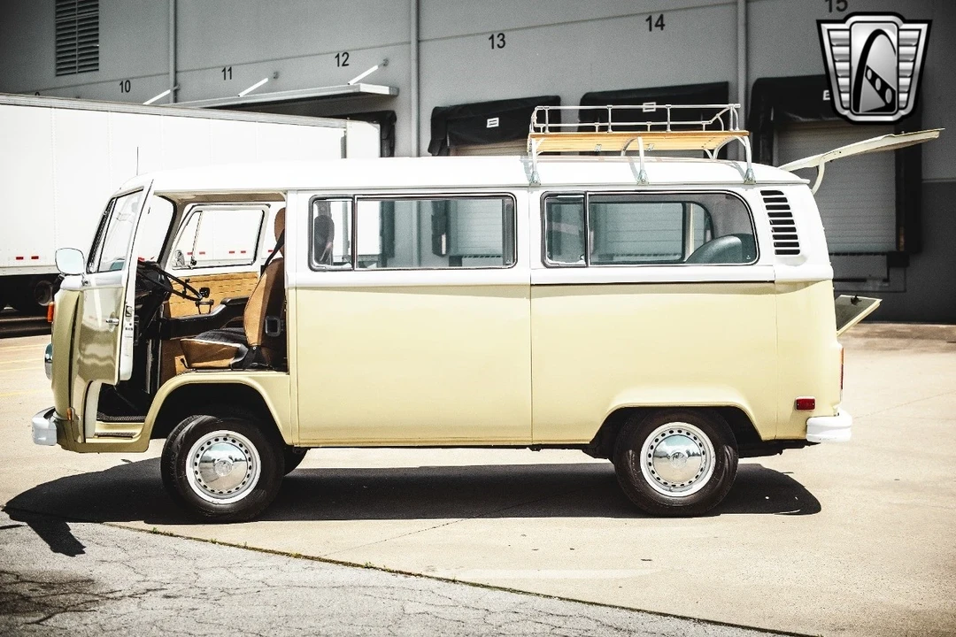 1975 Volkswagen Bay-Window Pickup - Image 15 of 21