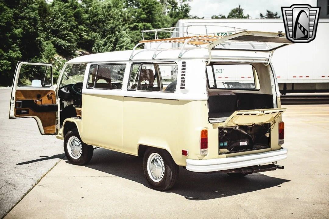 1975 Volkswagen Bay-Window Pickup - Image 16 of 21