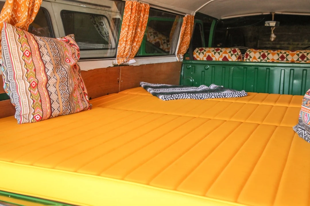 1975 Volkswagen Type 2 - Image 23 of 30