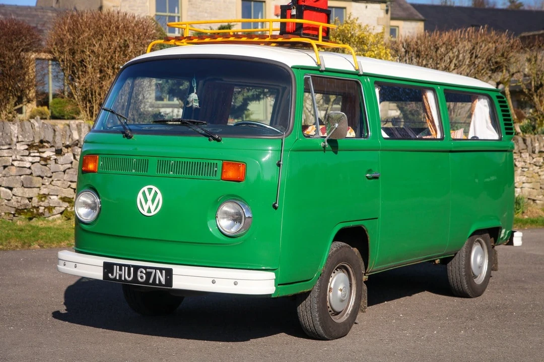 1975 Volkswagen Type 2 - Image 10 of 30
