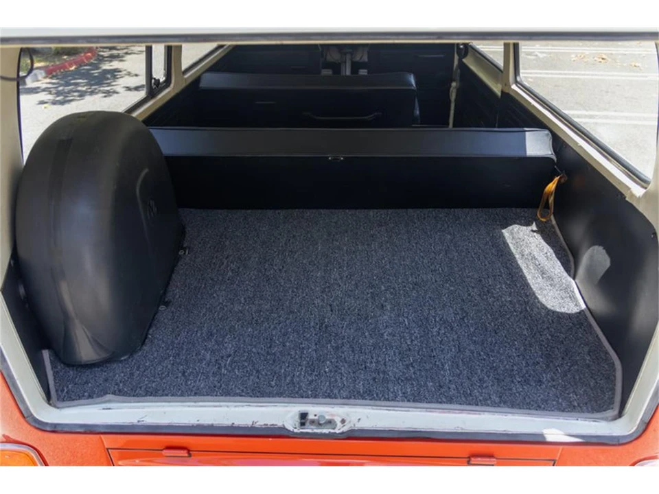 1975 Volkswagen Bay-Window Bus - Image 11 of 31