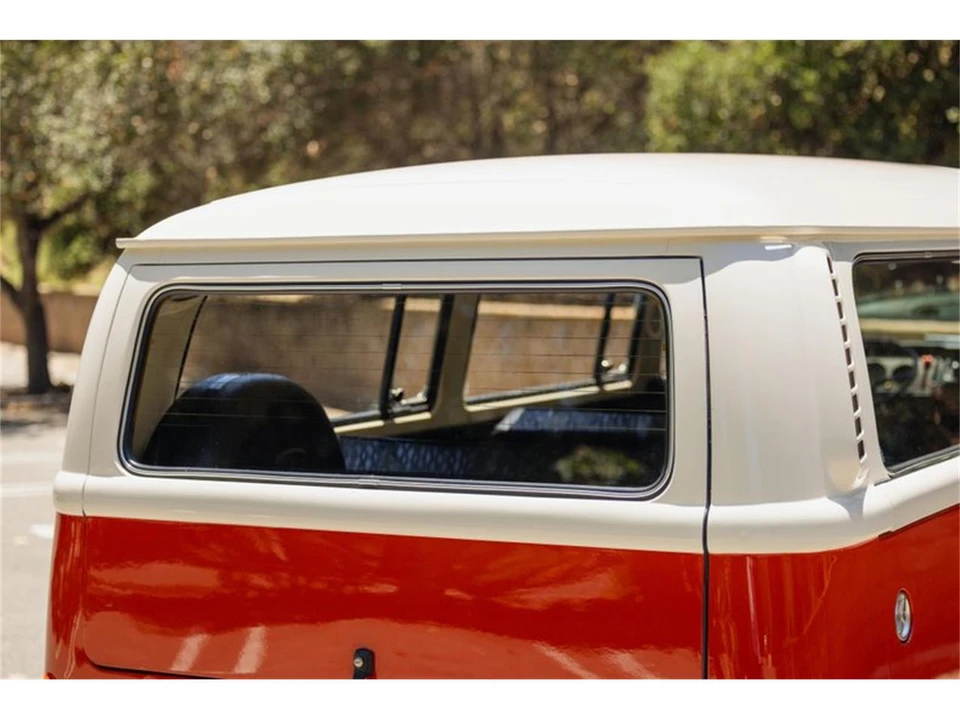 1975 Volkswagen Bay-Window Bus - Image 31 of 31