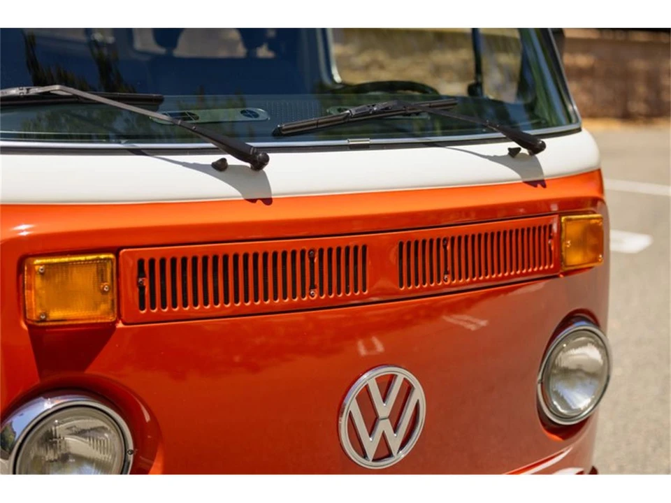 1975 Volkswagen Bay-Window Bus - Image 24 of 31