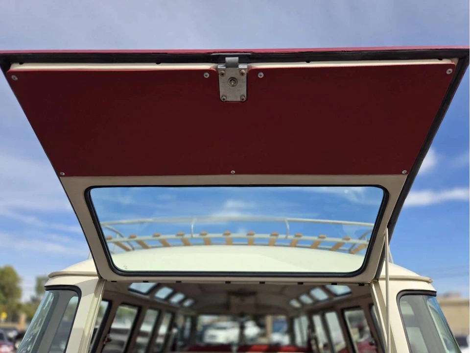 1975 Volkswagen Type 2 - Image 19 of 31