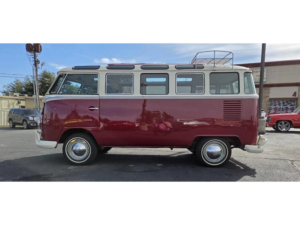 1975 Volkswagen Type 2 - Image 10 of 31