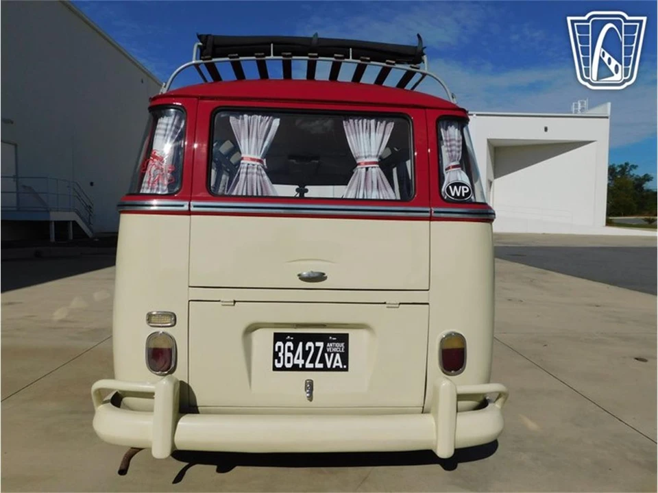 1975 Volkswagen Type 2 - Image 22 of 31