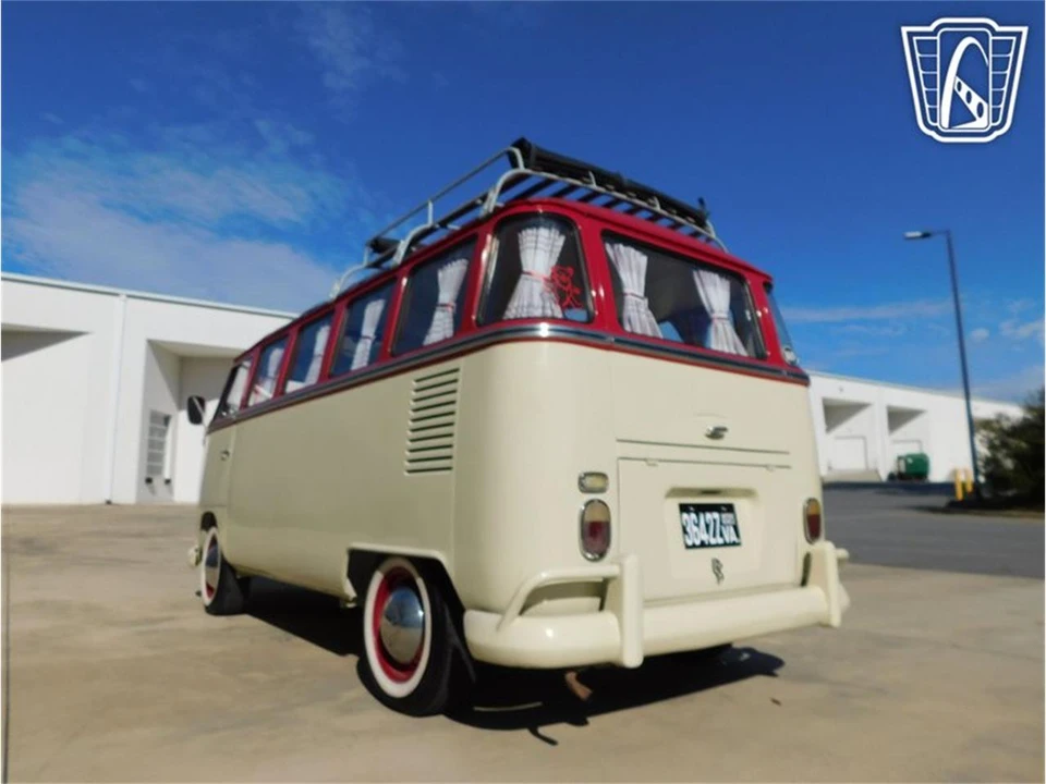 1975 Volkswagen Type 2 - Image 18 of 31