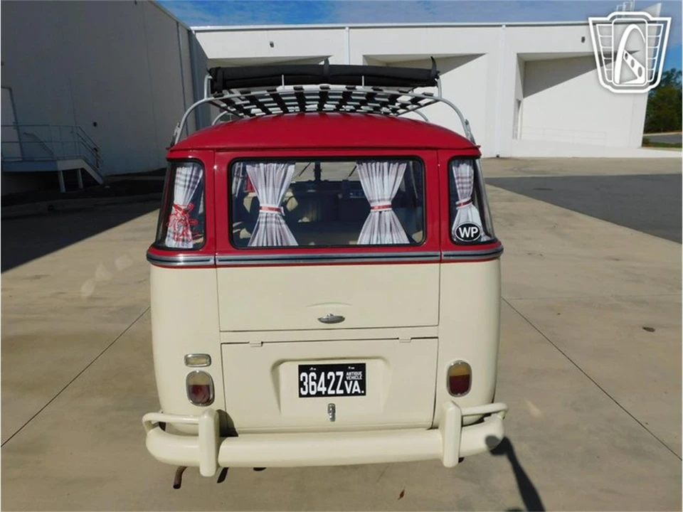 1975 Volkswagen Type 2 - Image 23 of 31