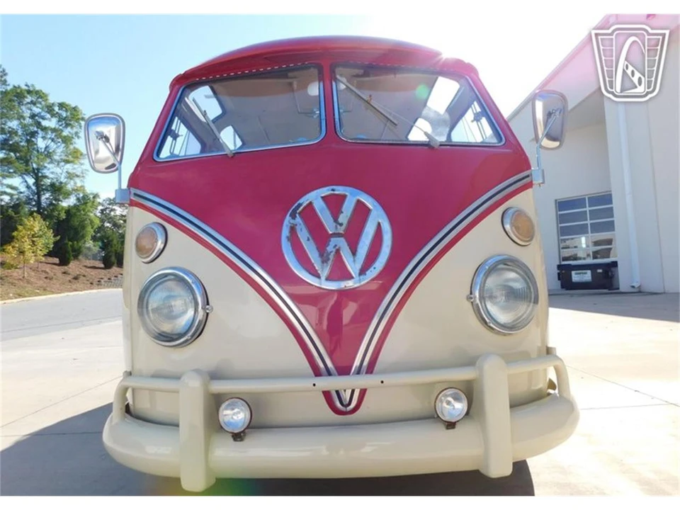 1975 Volkswagen Type 2 - Image 3 of 31