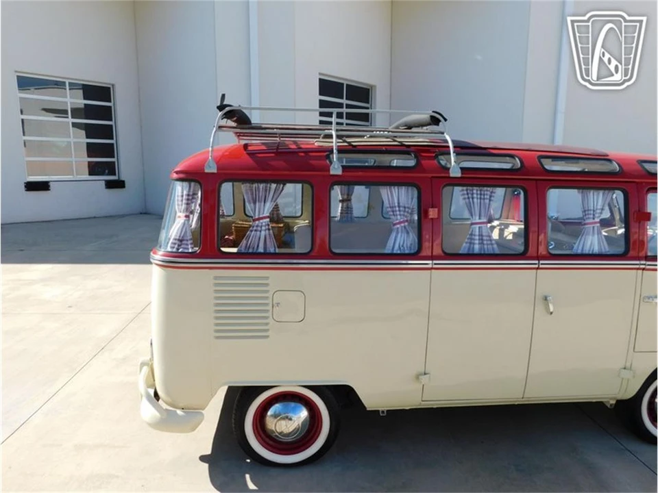 1975 Volkswagen Type 2 - Image 29 of 31