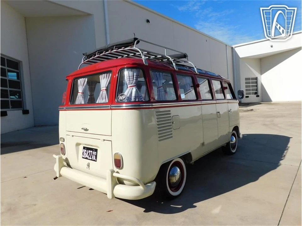1975 Volkswagen Type 2 - Image 25 of 31