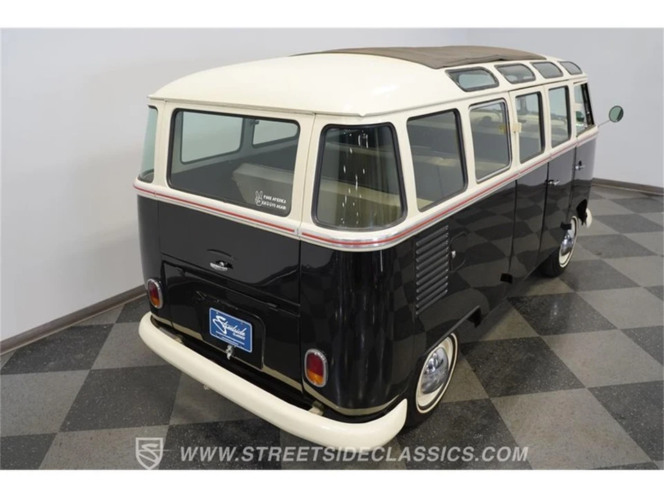 1975 Volkswagen Bay-Window Bus - Image 29 of 31