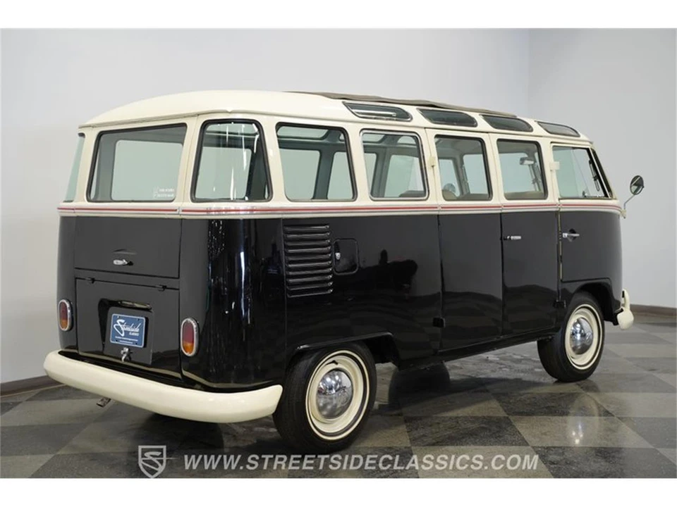 1975 Volkswagen Bay-Window Bus - Image 13 of 31