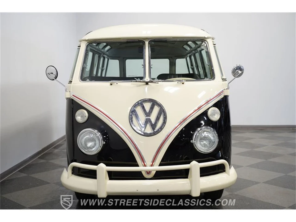 1975 Volkswagen Bay-Window Bus - Image 18 of 31