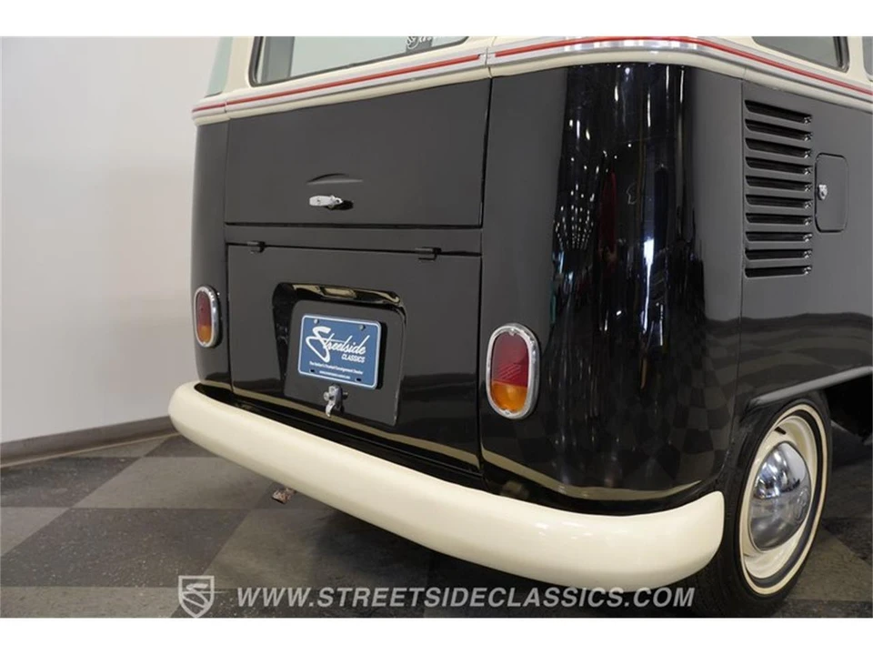1975 Volkswagen Bay-Window Bus - Image 31 of 31
