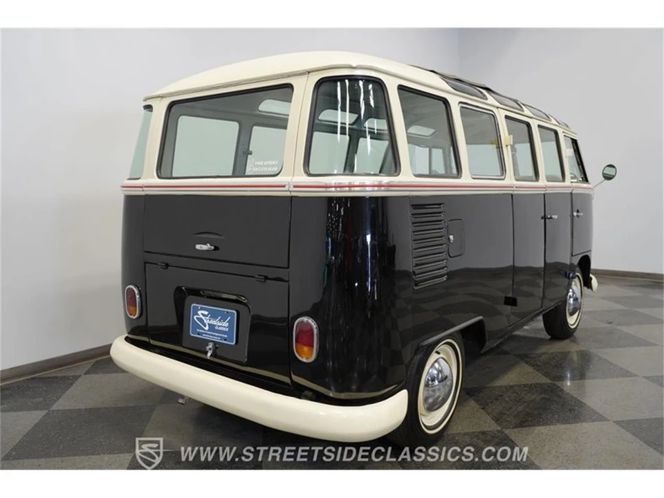 1975 Volkswagen Bay-Window Bus - Image 12 of 31