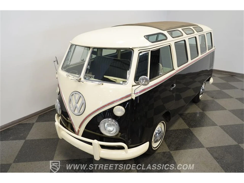 1975 Volkswagen Bay-Window Bus - Image 20 of 31